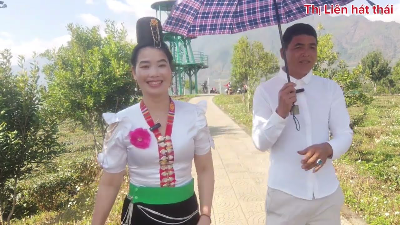 Lần đầu tiên gặp Lò Hẹ nặm sỏ em như được mùa ý hát đối đáp quá tuyệt vời 