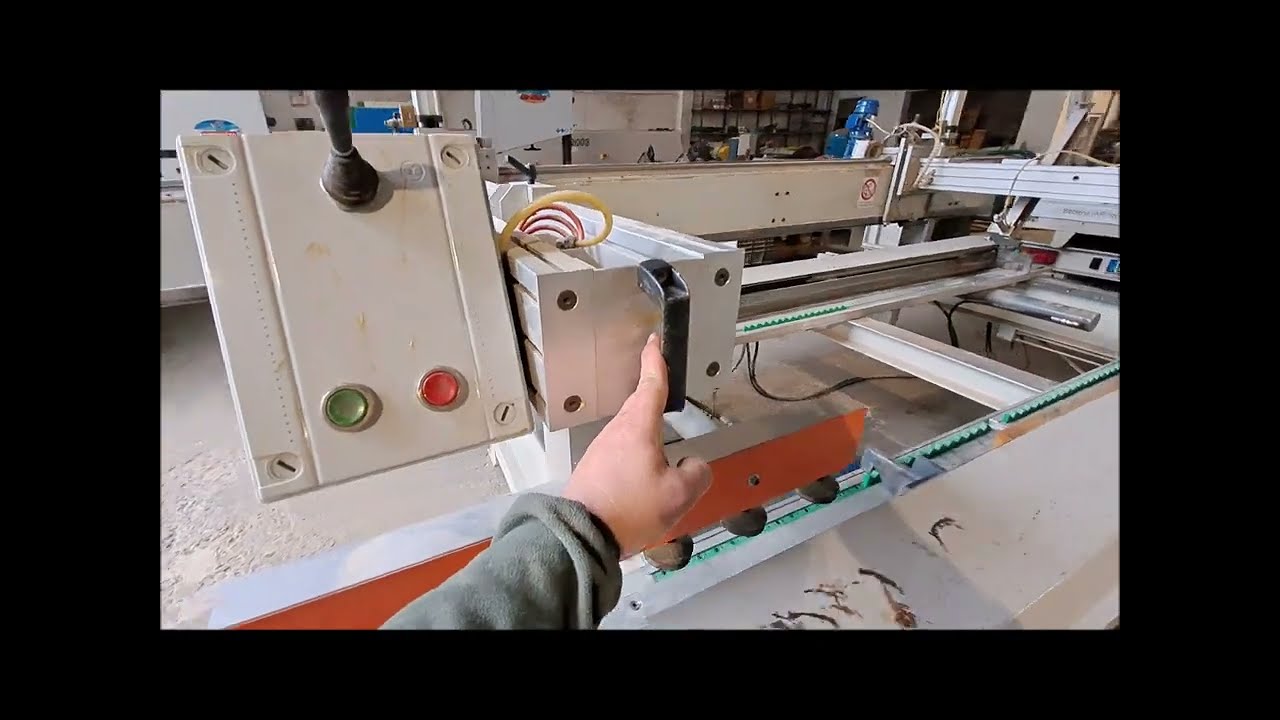 Strettomatik strettio per persiane / pressing for shatter assembling