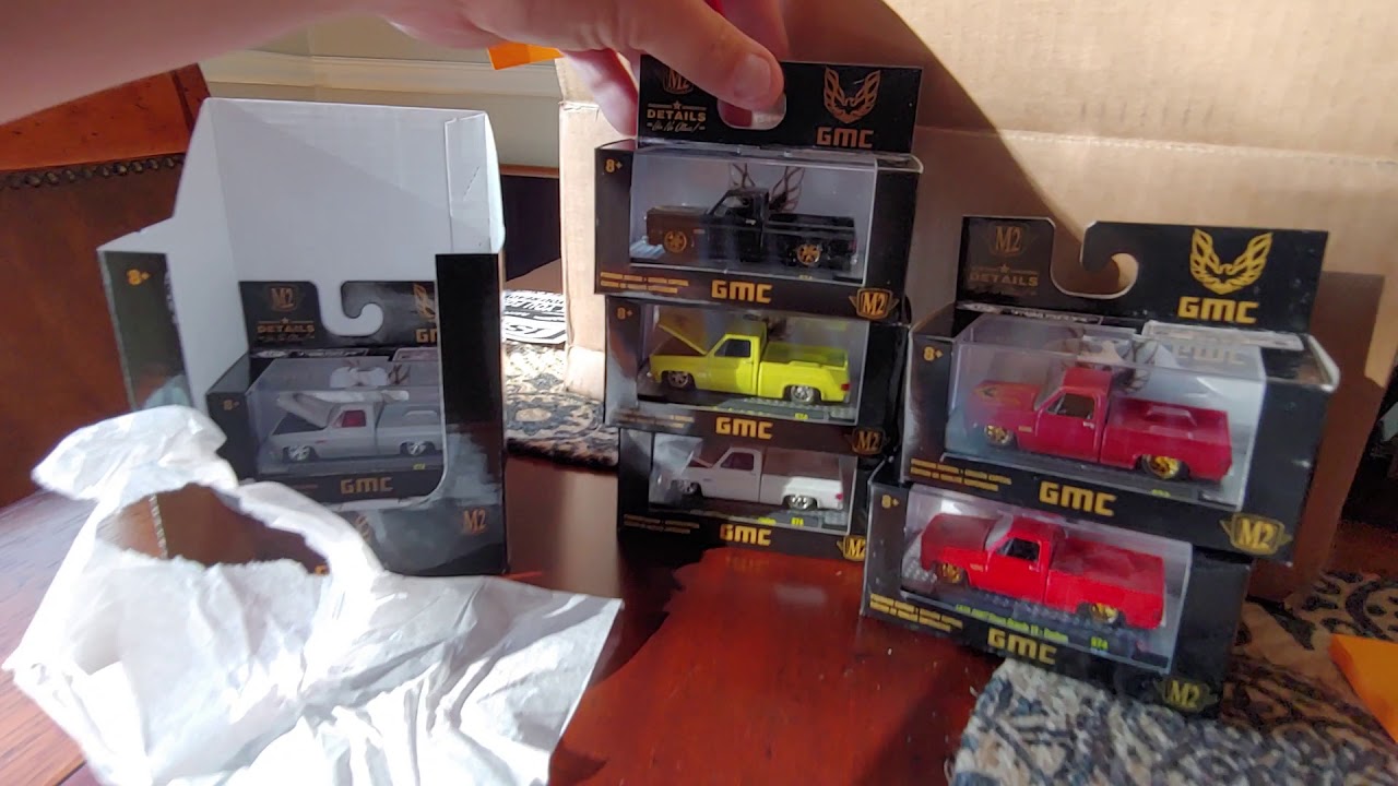 Unboxing 1976 M2 Machines GMC TRANS AM SQUAREBODY TRIBUTE Set Pontiac Firebird Screaming Chicken