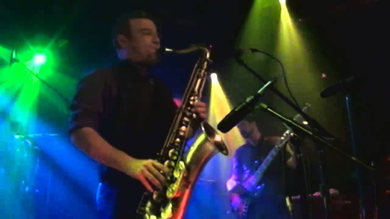 Kung Fu Live at Toads Place - New Haven, CT 12-22-2012 [6cam - ustream - SBD]