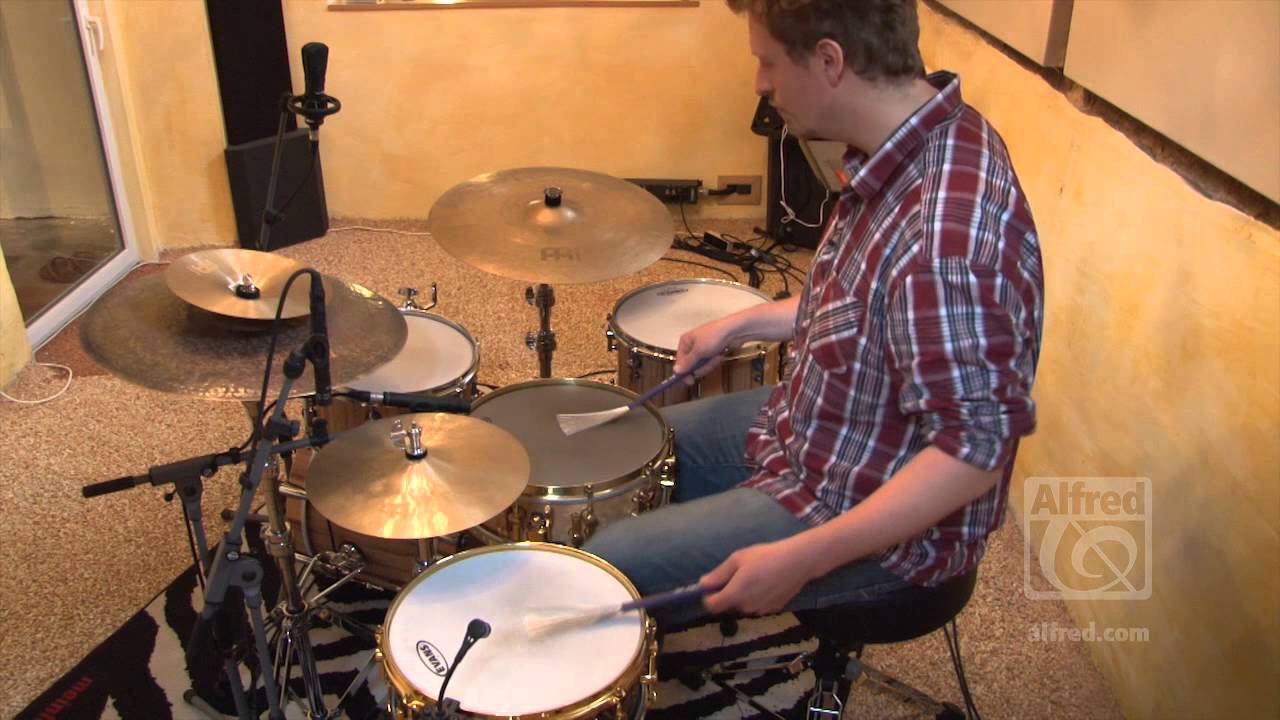 Drums - Florian Alexandru-Zorn - The Complete Guide to Playing Brushes - Part 1
