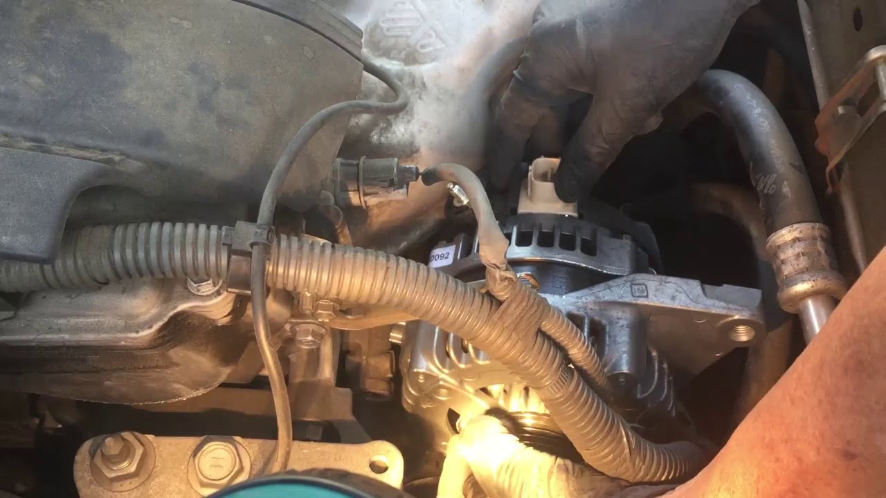 HOW TO CHANGE NOISY ALTERNATOR TOYOTA RAV4 HIGHLANDER SCION TC  2.4L