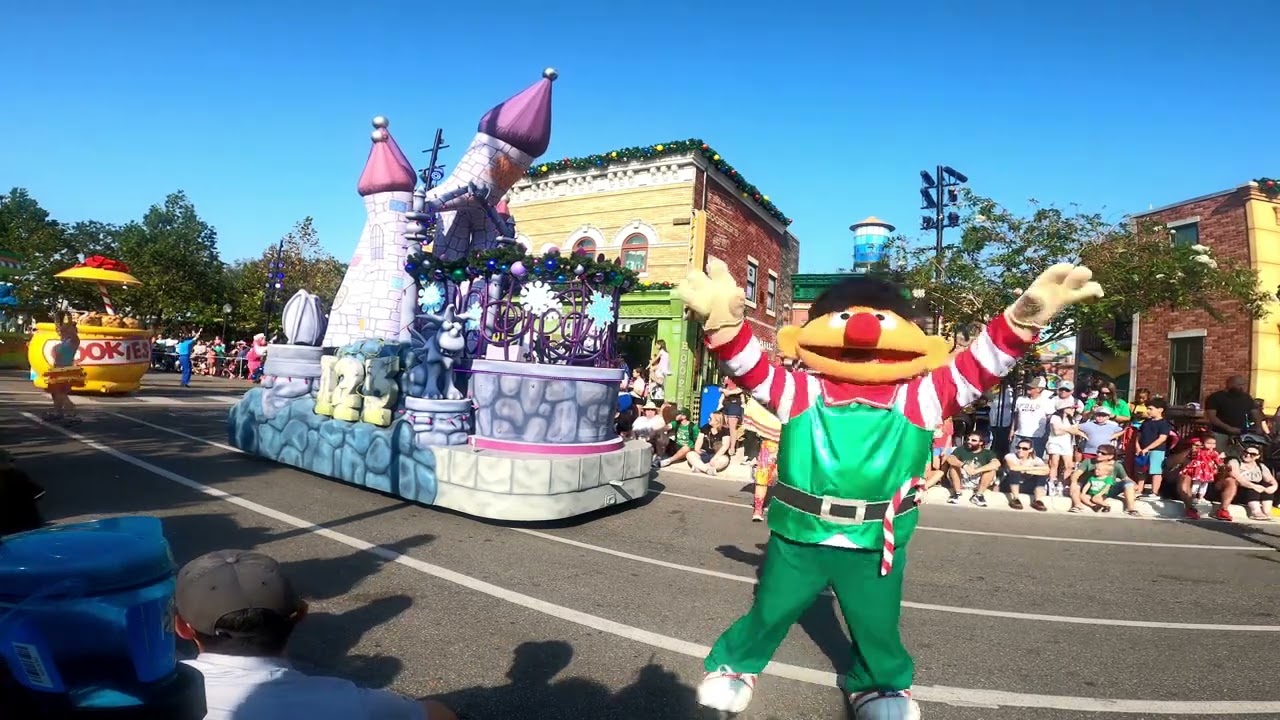 SeaWorld Sesame Street Christmas Parade - 12/04/2022