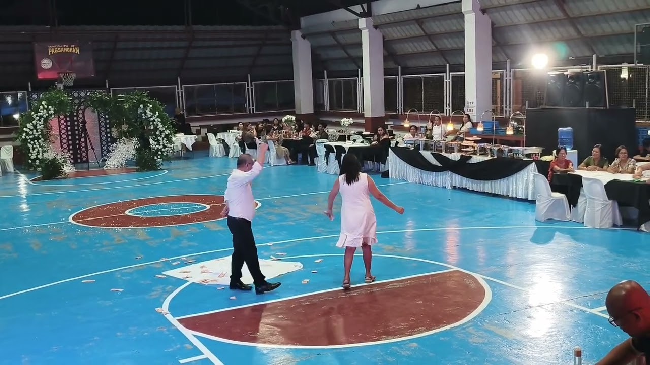 ang dami palagi pera pag kuratsa na sayaw