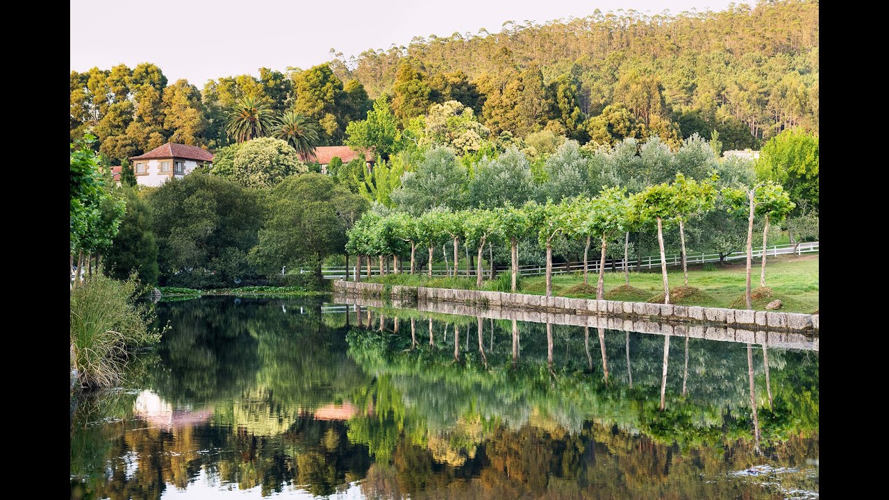 Pazo do Tambre - Majestuosidad a orillas del río Tambre - Galicia Holiday