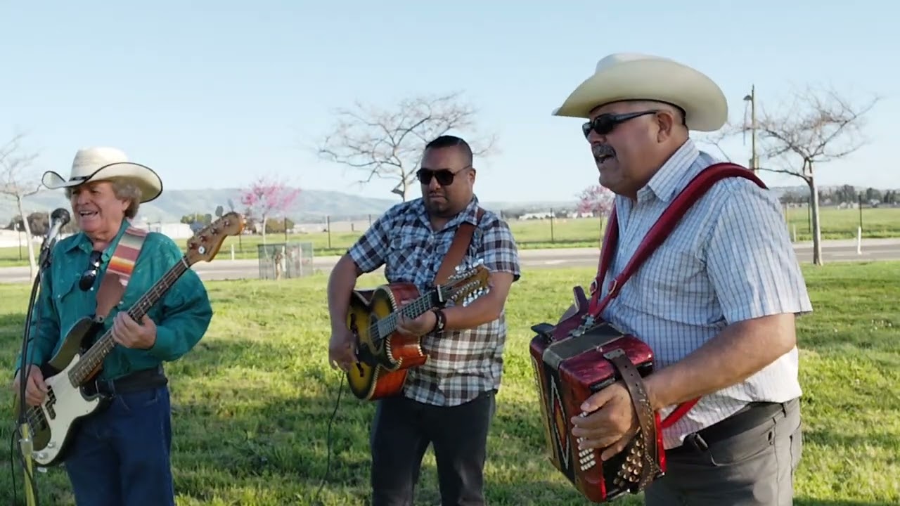 CANCION ORIGINAL DE LOS MORONES DE DURANGO LAS ESCUADRAS DEL SUR 