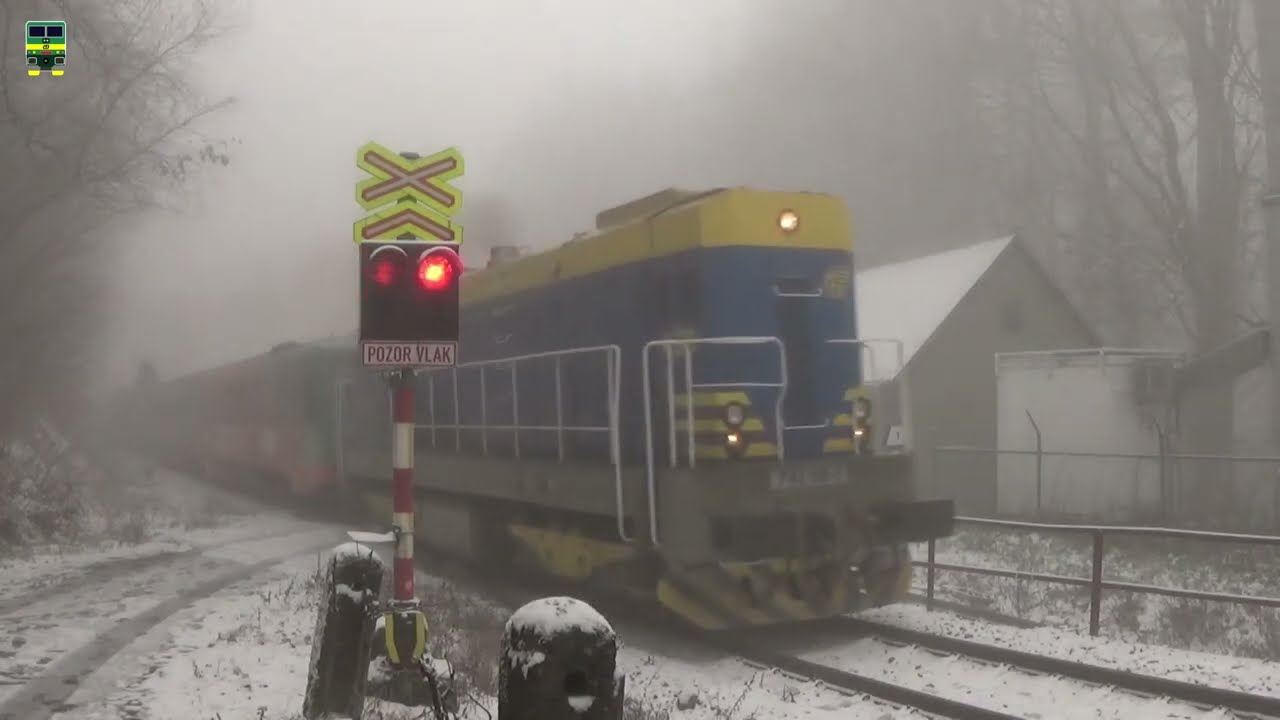 Železniční přejezd Dubí - 3.12.2022 / Czech railroad crossing