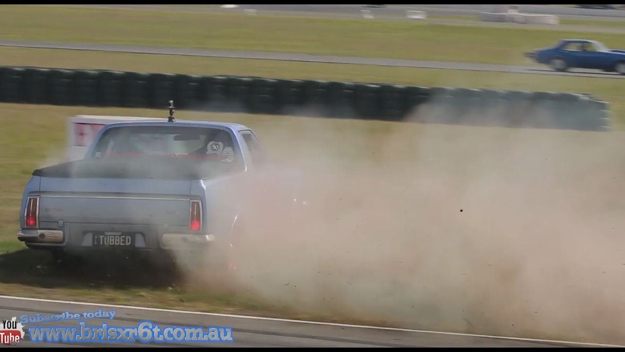 Powerskid opps. Two fails - getting loose during the powerskids Friday Powercruise at QLD Raceway