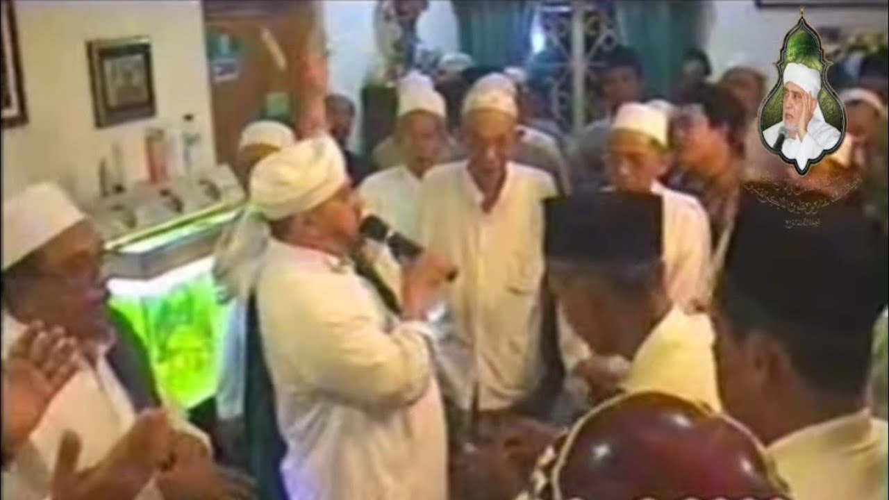 زيارة فضيلة السيد عباس بن علوي المالكي الحسني رحمه الله لمدينة سيريبون(إندونيسيا ) 