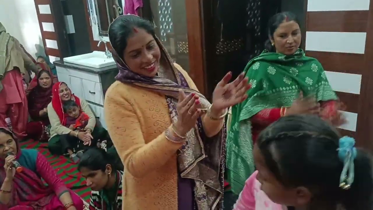 कैसी बजाई बांसुरिया सांवरिया🙏🙏