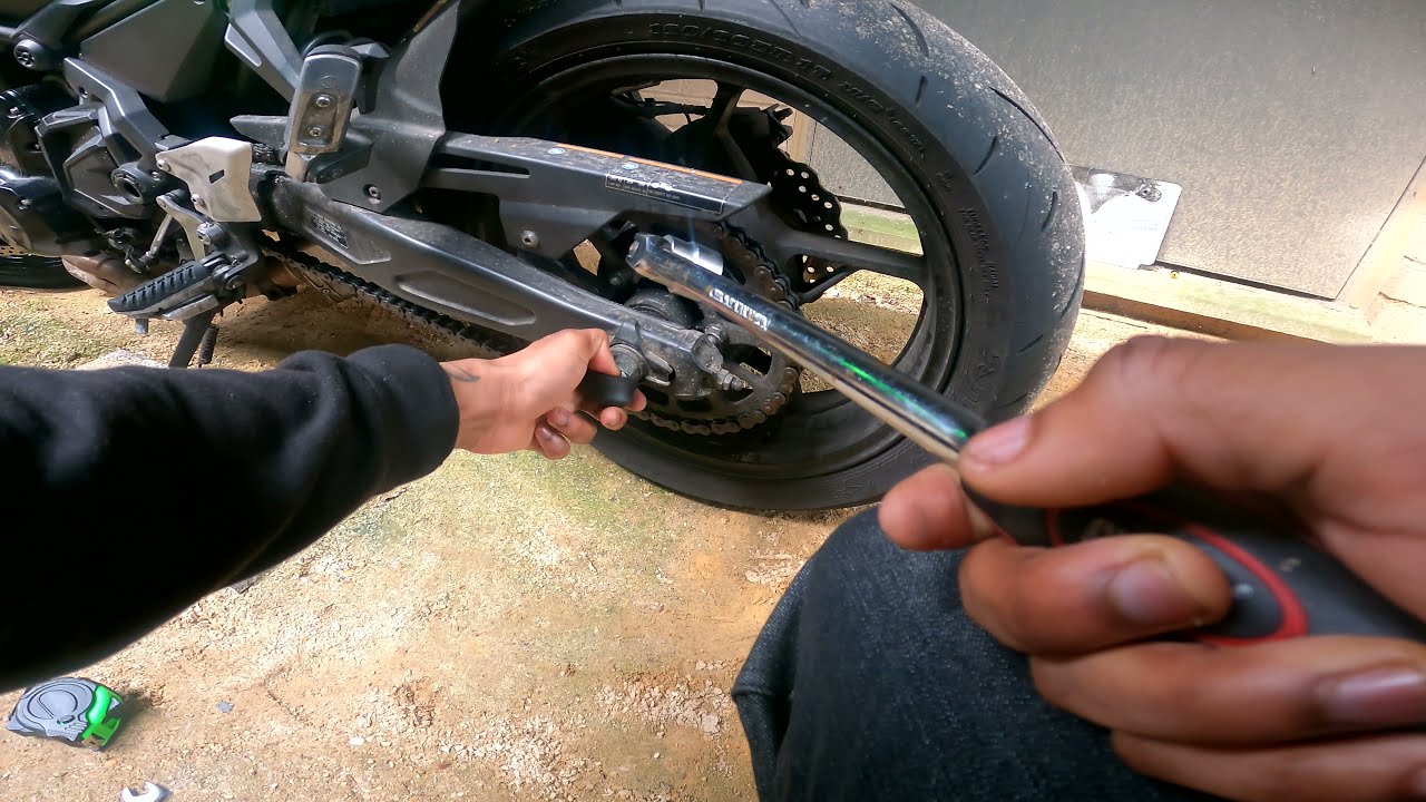 Chain Slack Adjustment Tutorial - Kawasaki z650