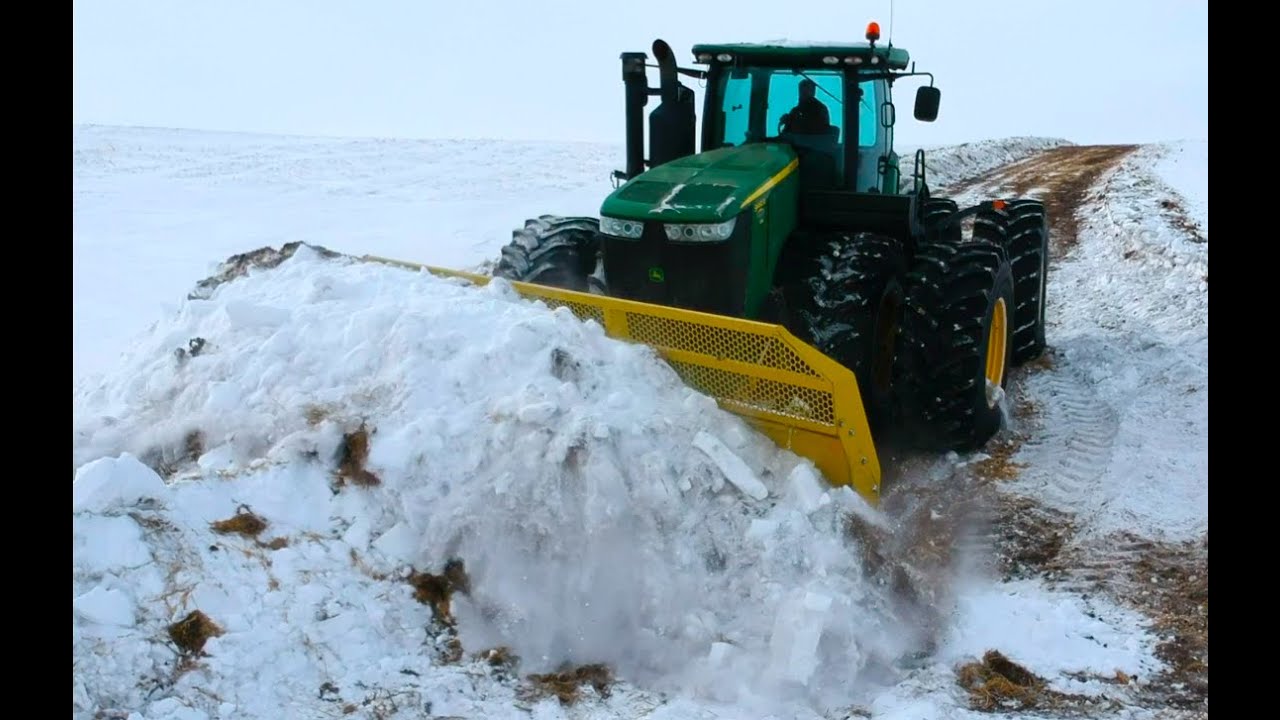 John Deere Plowing Deep Snow! 