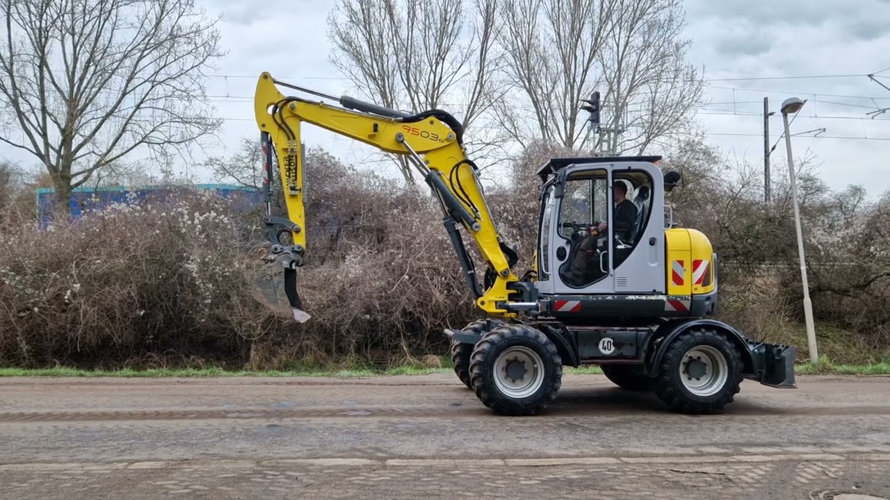 Mobil-Bagger (Wacker Neuson, 9503-2)
