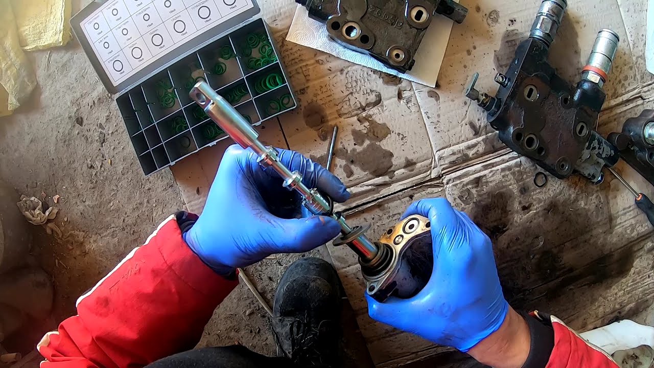 Uszczelnienie cieknących sekcji hydraulicznych CASE 5130.