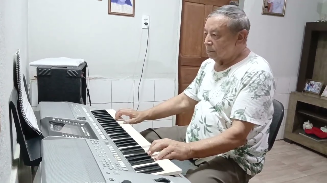 Too Young - Tocado por Raimundo Gonçalves
