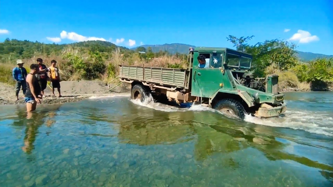 Shaktiman #4x4 Going Off-road @NgairiRiver From the Hills #power #shaktimaan #offroad #truck