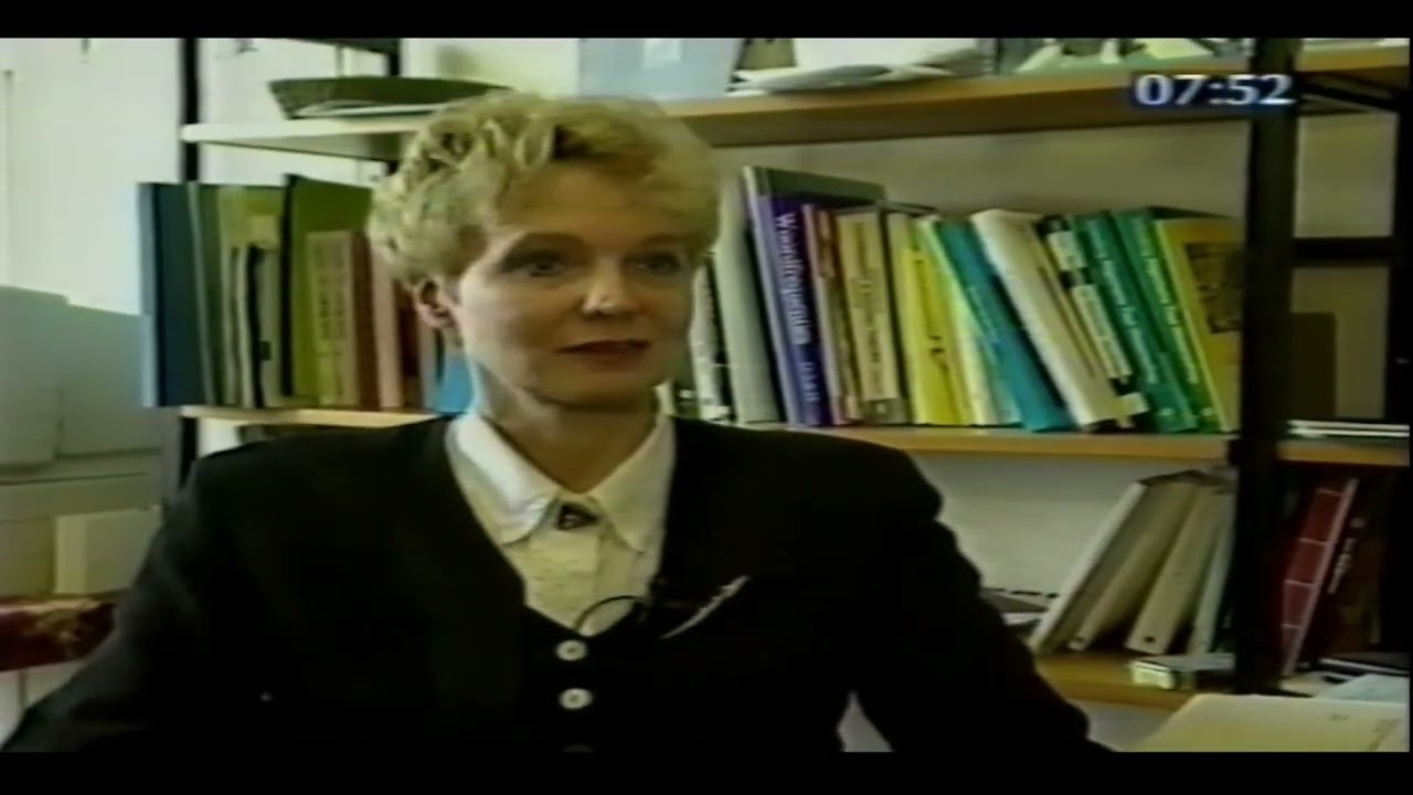 KRO ONTBIJT TV - NEDERLANDSE GEBARENTAAL (14/3/1996) met Prof.  Anne Baker