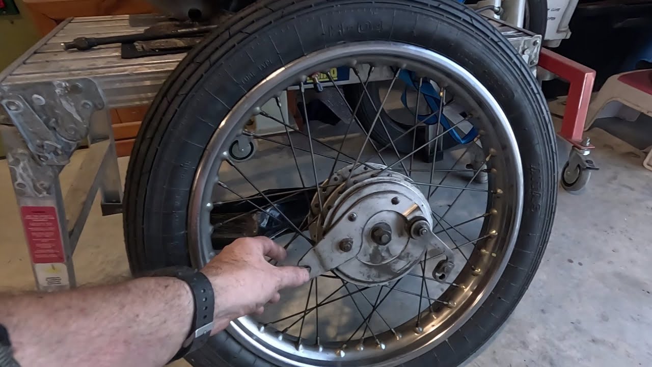 New Velocette - Stripping and rebuilding the front end
