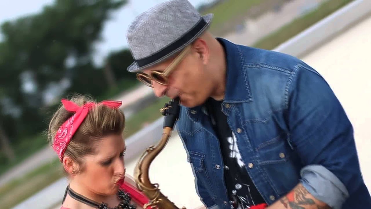 Alain Deejay feat. Poltrosax - Bumba Eh