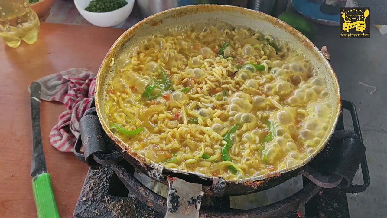MAGGI || AWESOME TASTE || @ Rs. 40/- || INDIAN STREET FOOD