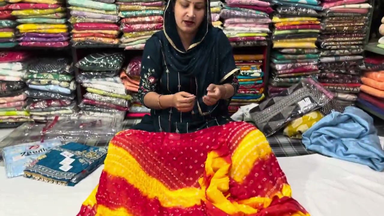 Trending beautiful partywear Suit 💥💥 For Order- 8278904081