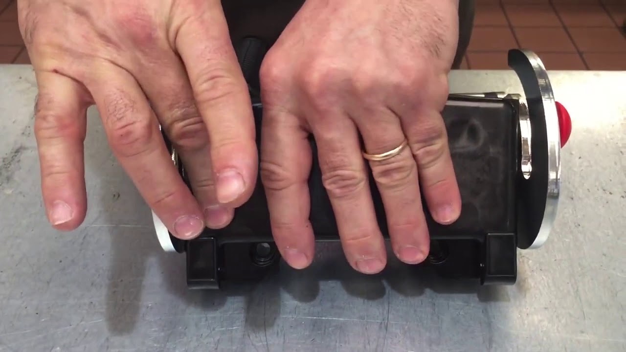 Faster - How to mount a new lid on a Multifaster