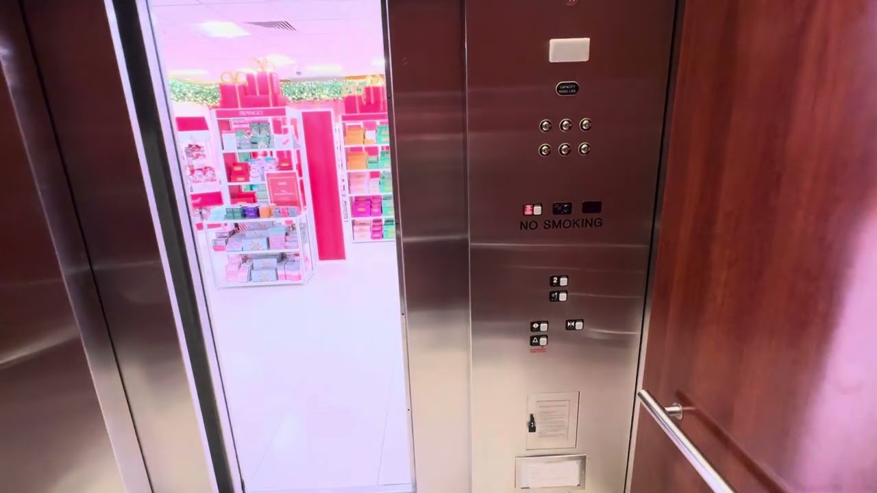 Schindler MT Hydraulic Elevator at Macys Roseville Galleria Roseville, CA