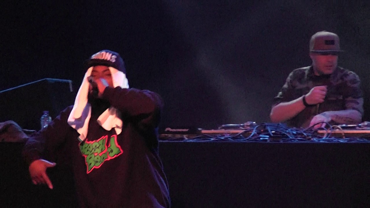Snowgoons - Goon Bap ft Sicknature & Reef The Lost Cauze  (FIRST time ever LIVE!)