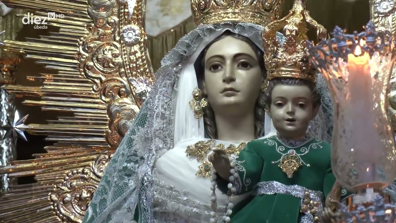 Feria de Torreperogil 2025 | 10 | Traslado de la Virgen de la Misericordia