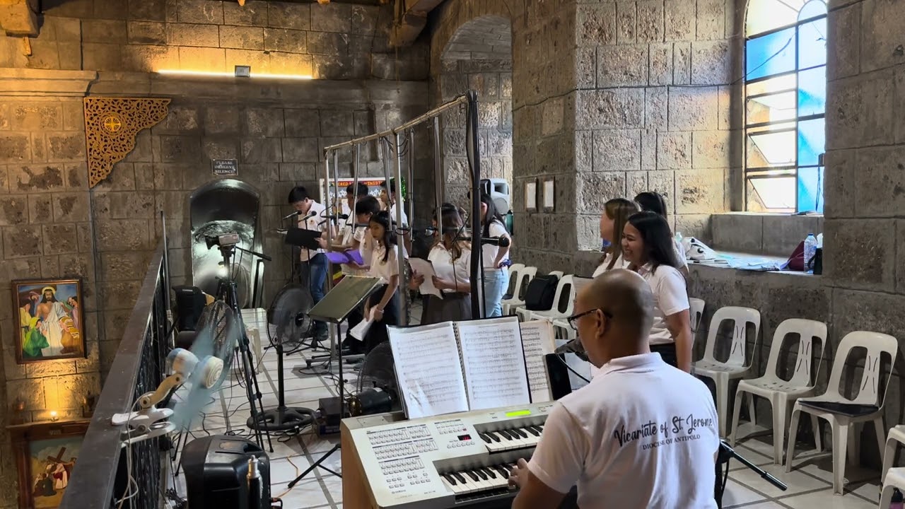 Papuri Sa Diyos (Hontiveros) - LHH Chorale, Sta. Ursula Parish, Binangonan, Rizal