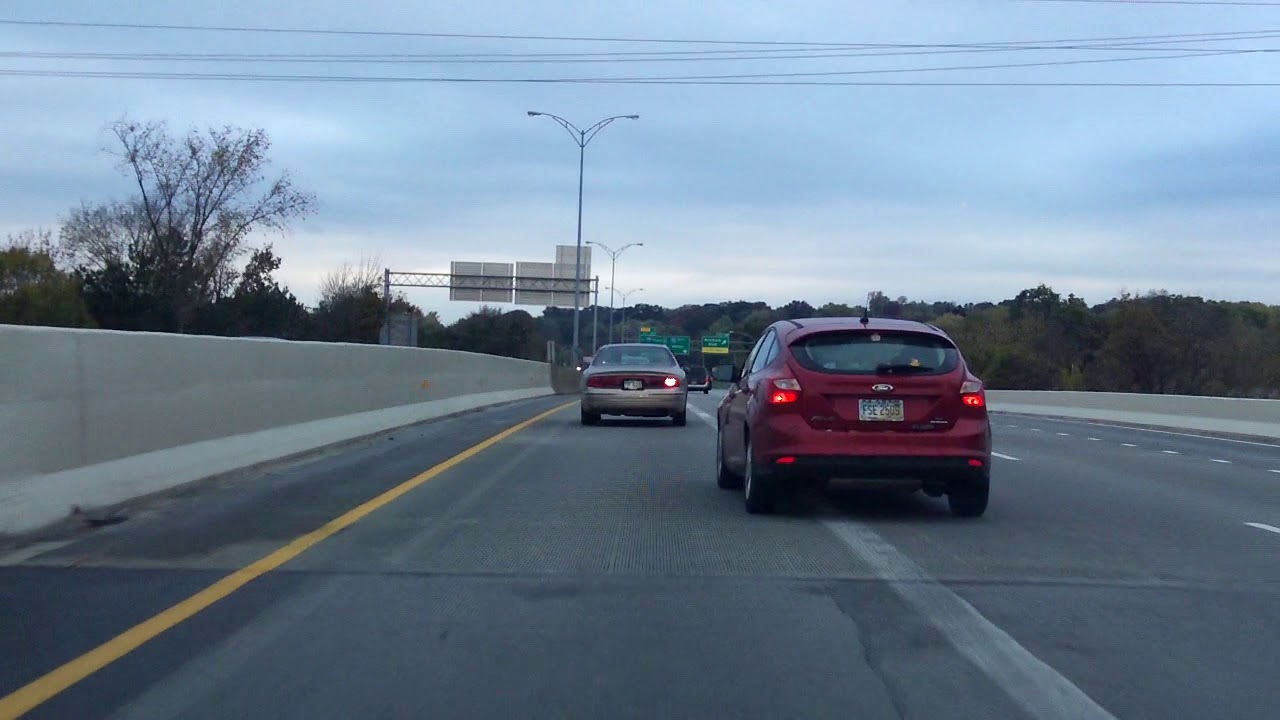 Kenmore Leg Freeway (Interstate 76 Exits 20 to 23) eastbound
