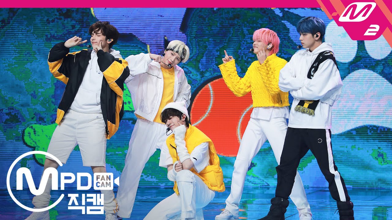 [MPD직캠] TXT 직캠 4K 'Cat & Dog' (TXT FanCam) | TOMORROW X TOGETHER COMEBACKSHOW