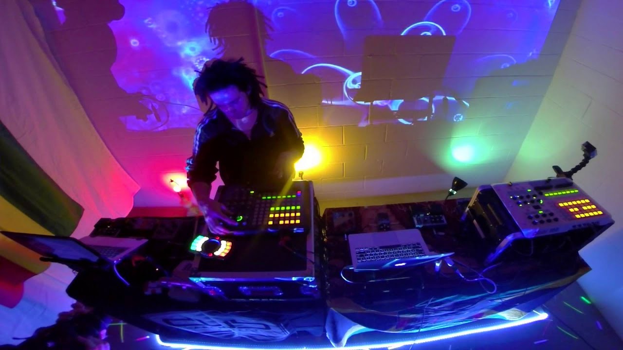 Bob Marley - Coming in from the Cold (Live Dub Architect Mix) - The Basement Sessions