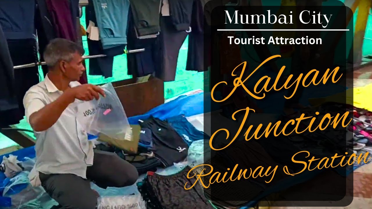 Hawkers Inside Kalyan Railway Station | Tour Mumbai | Hawkers Selling Wears Kalyan Railway Station