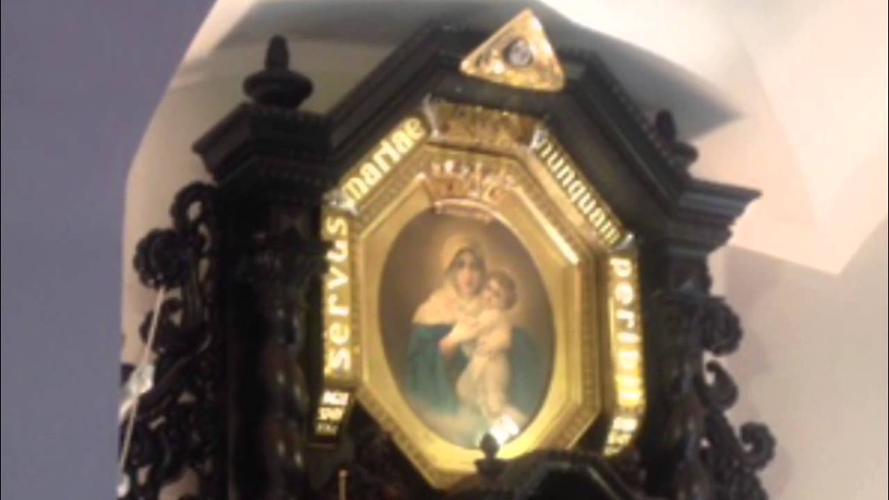 El Símbolo del Padre es puesto en el Santuario original de Schoenstatt