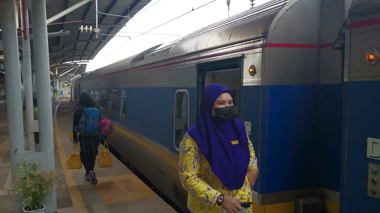 19/01/2022 KTM KM355.50 Rawang Railway Station