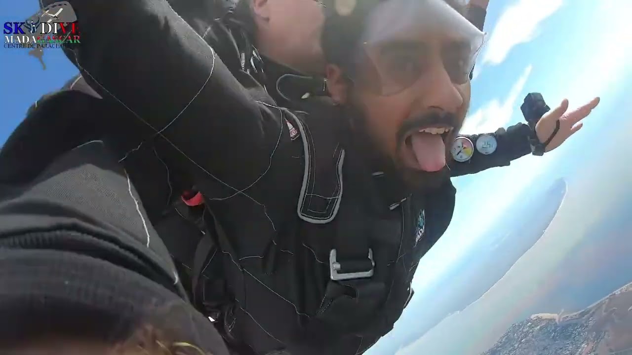 Saut en parachute avec Skydive Madagascar