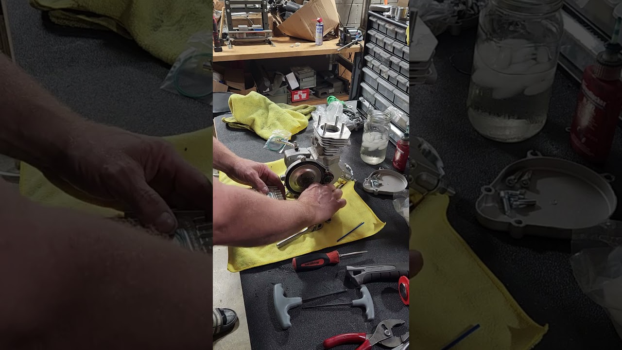 Menace 85 SS engine prep