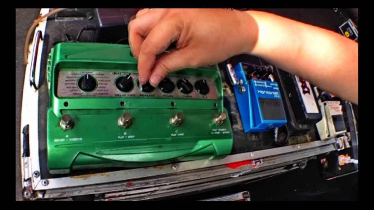 Ricky Siahaan From Seringai Show His Rig Rundown