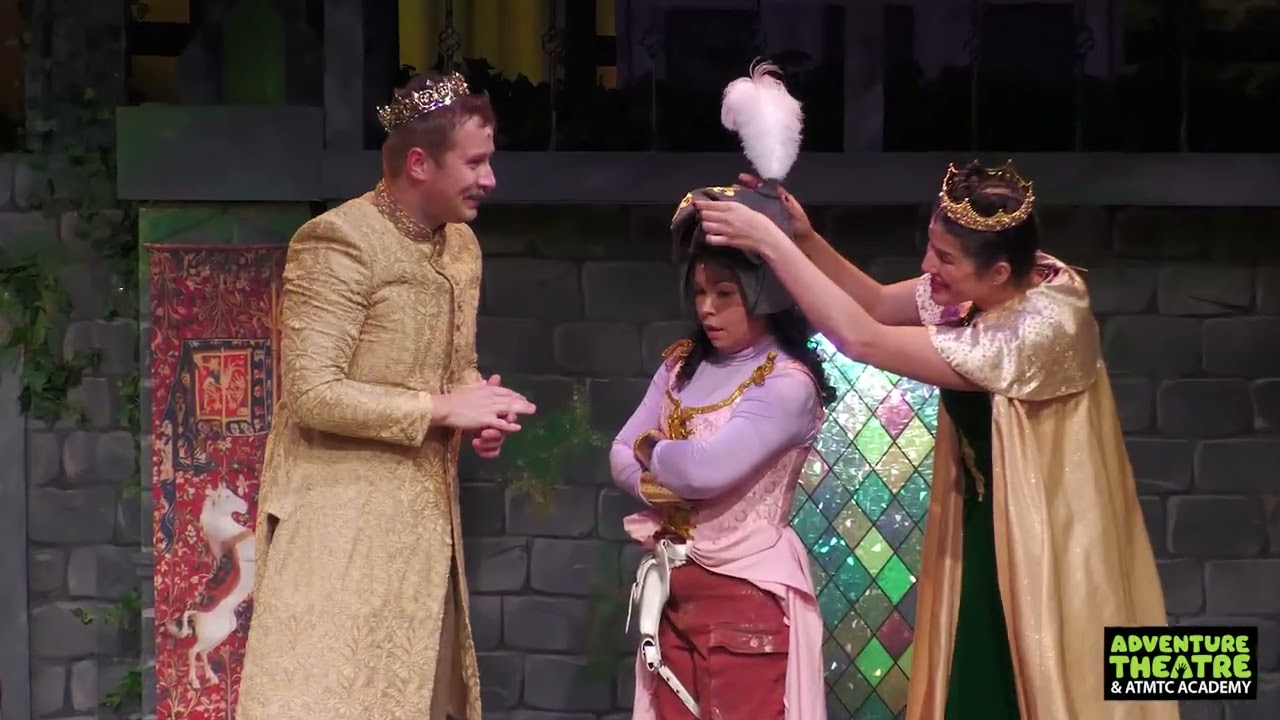 Meet Princess Aurora 👑 played by Chelsea Majors in Sleeping Beauty: The Time Traveler #familytheatre