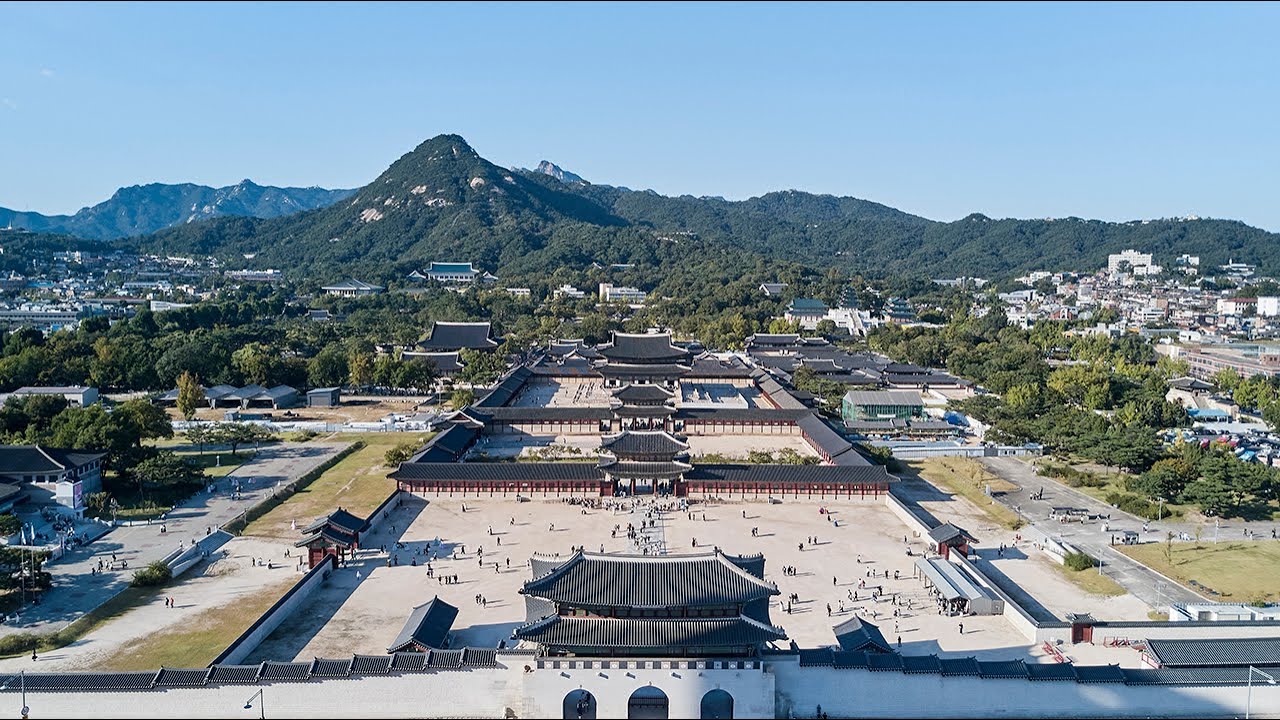 [4K 영상] 서울 종로구 광화문광장 광화문 경복궁 도심 항공 영상/Gyeongbokgung Palace,Gwanghwamun Square,Jongno-gu,Seoul,Korea