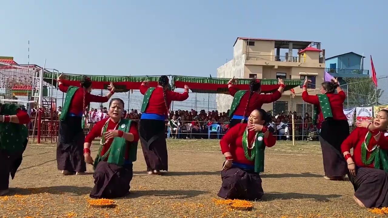 Pun samaj simaltandi ka didi baine haruko nanch