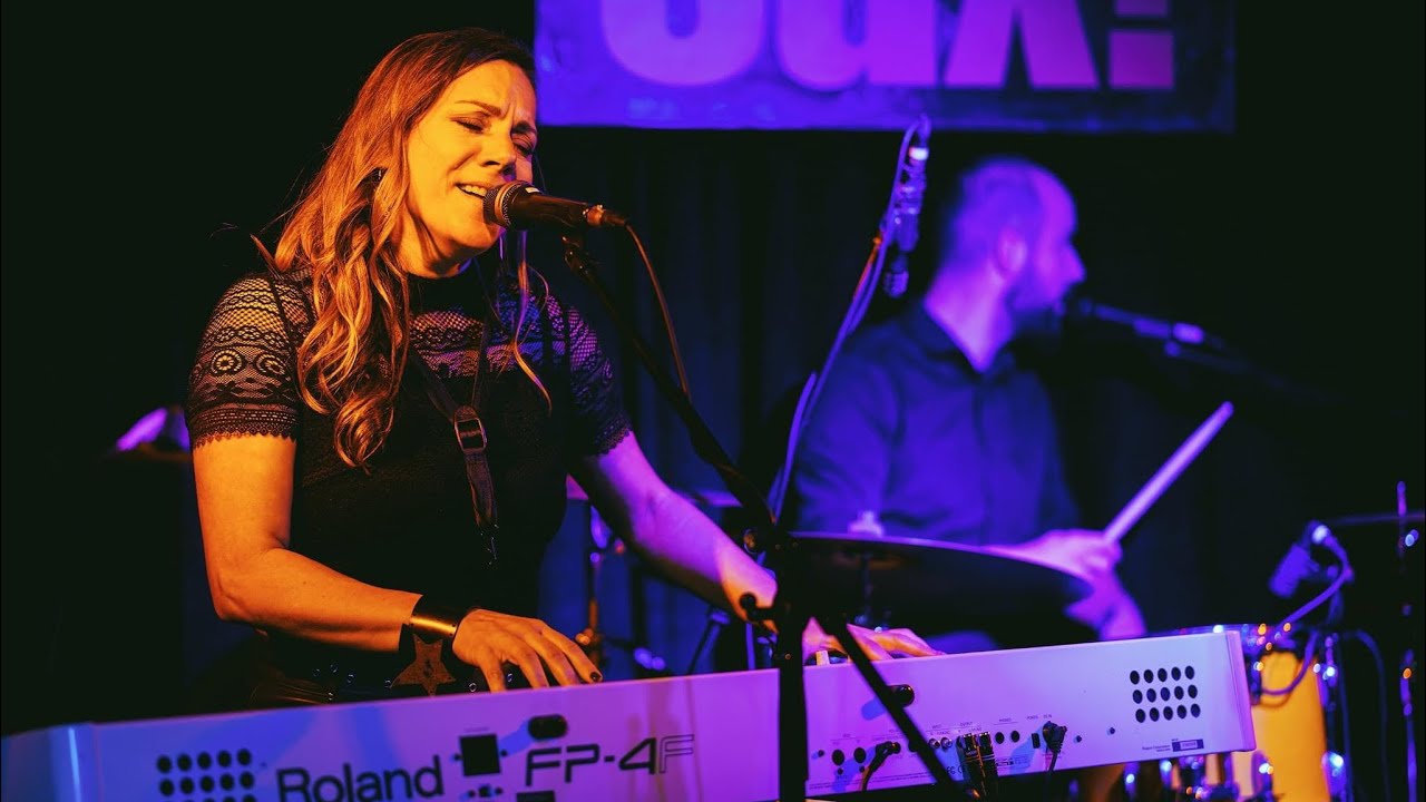 LANA.S- SAVJET ODOZGO Live @SAX Klub Hrvatskih Glazbenika