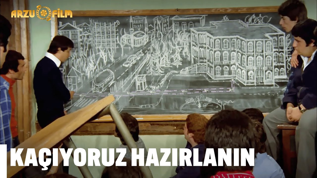Okuldan Kaçıyoruz Arkadaşlar | Hababam Sınıfı Uyanıyor