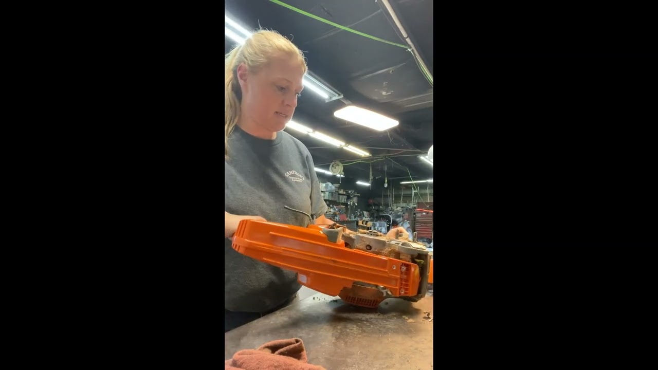 572XP fuel tank replacement