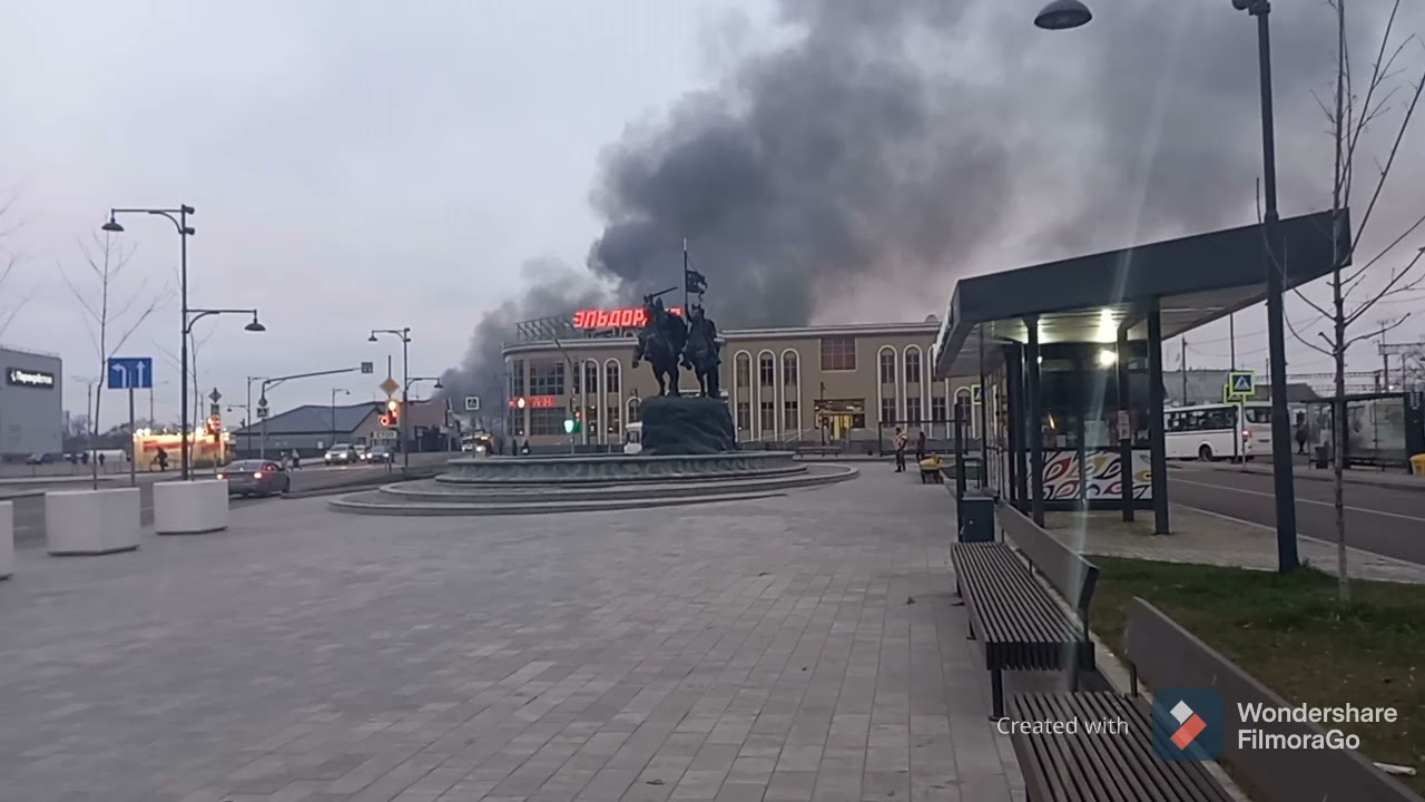 Серпухов, горит завод Артпласт