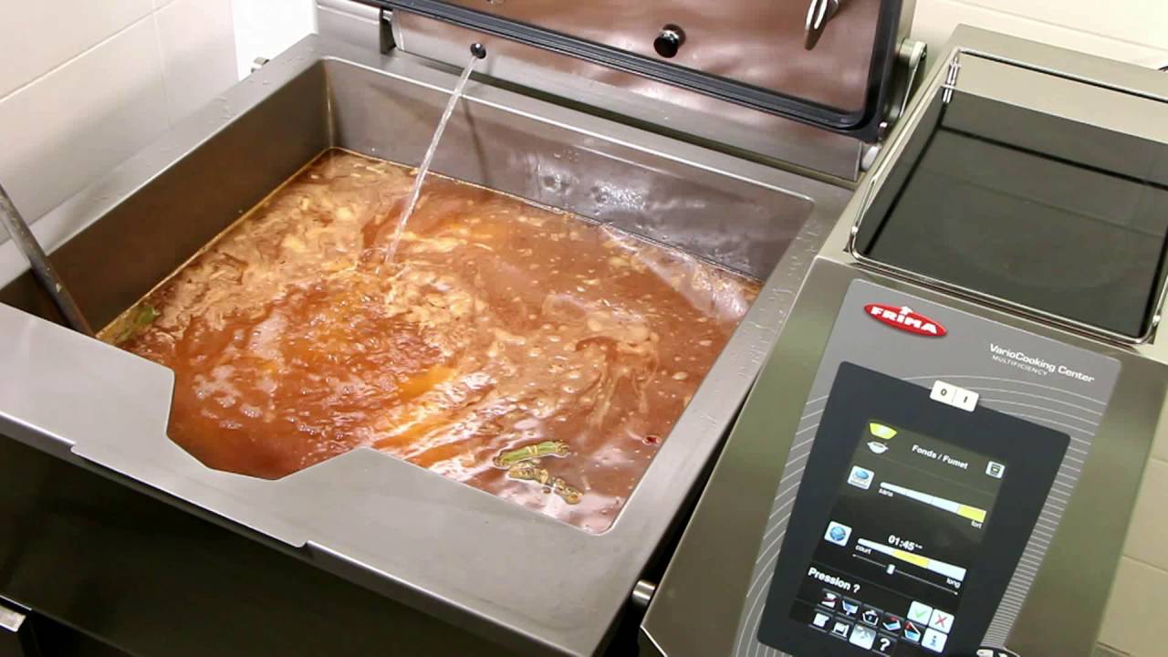 Pressure cooked veal stock in a FRIMA VarioCooking Center