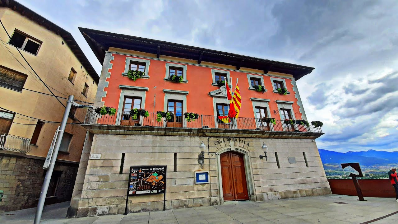 PUIGCERDÀ (Girona) - Capital de La Baixa Cerdanya. La Cerdanya catalana. Pirineo Catalán - Spain (2)