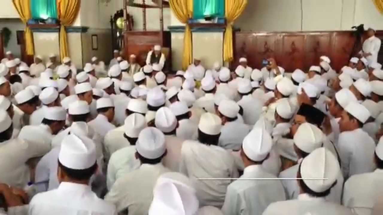 Shalawat Burdah Maulidurrasul SAW PP Al Fithrah Surabaya 2015