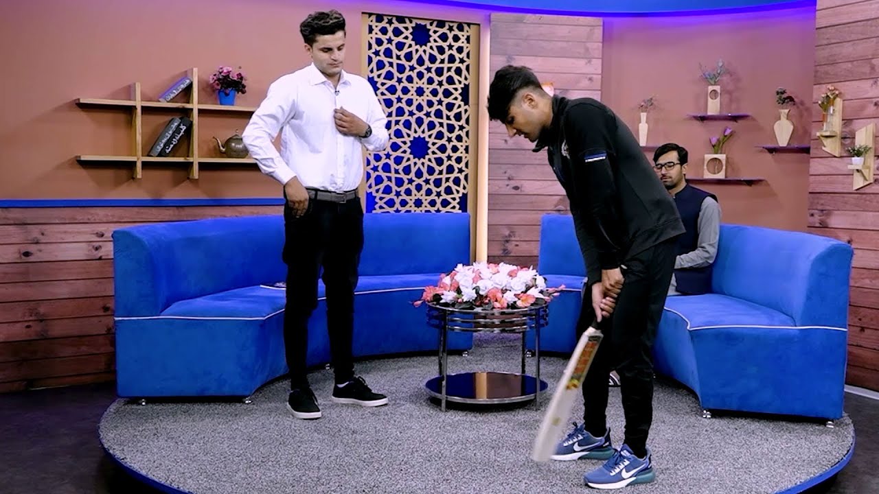 How to do proper batting in Cricket, by Ehsanullah Katawazi / آموزش توپ زنی در بازی کریکت
